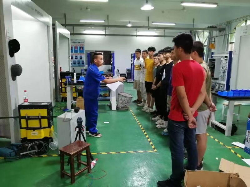 我院優(yōu)秀畢業(yè)生楊桂華回母校給集訓(xùn)隊(duì)選手傳授經(jīng)驗(yàn)