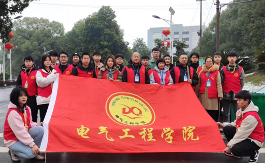 除冰掃雪在行動，志愿服務(wù)暖人心