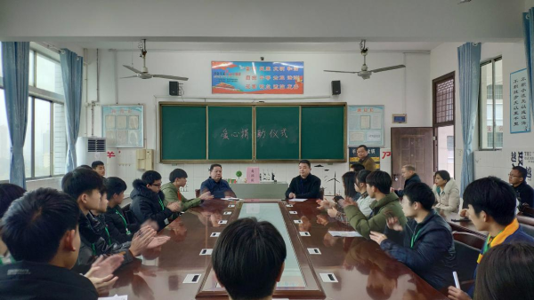 眾人拾柴火焰高，愛心捐助匯暖流