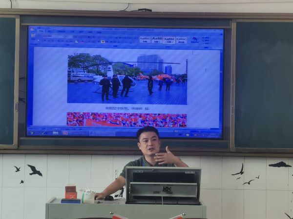 機(jī)械工程系黨總支扎實(shí)開展“一課一片一實(shí)踐”活動(dòng)