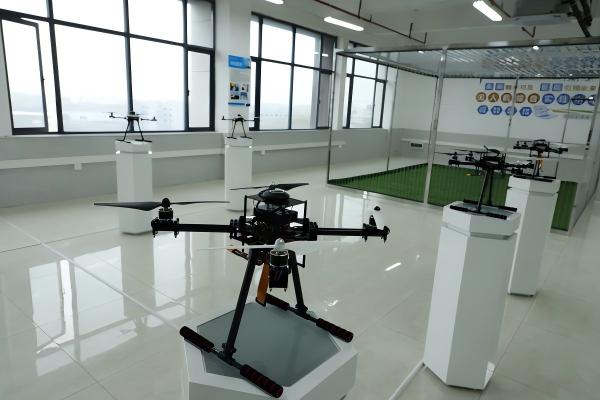 無人機安全飛行訓(xùn)練實訓(xùn)室