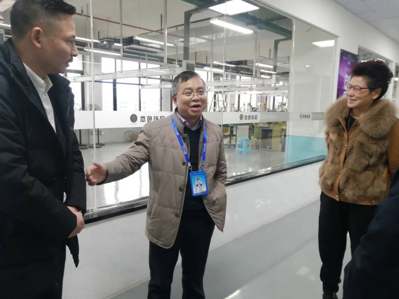 學(xué)院黨委書記肖春林深入實(shí)訓(xùn)中心調(diào)研