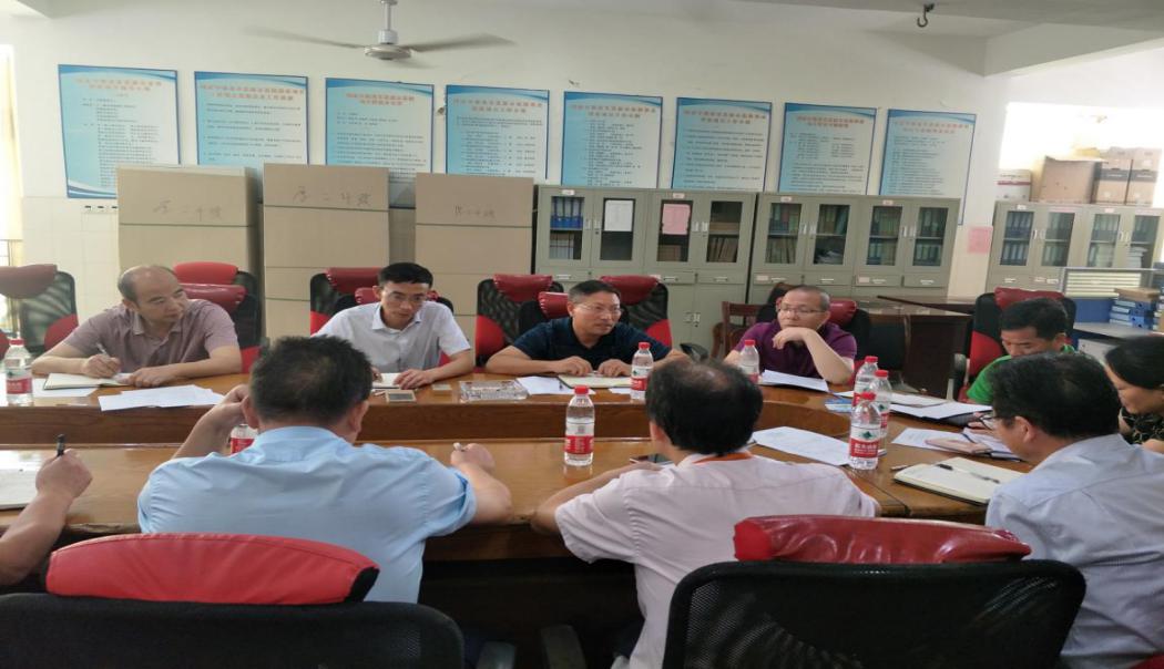 求取管理最大公約數(shù)，構(gòu)畫(huà)質(zhì)量最大同心圓