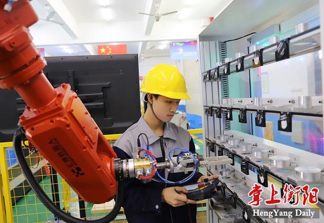 了不起！衡陽這群“00后”，助力嫦娥五號(hào)探月工程