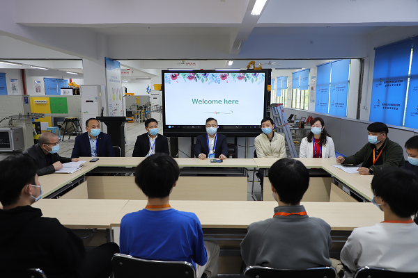 學院黨委書記肖春林一行看望備戰(zhàn)第46屆世界技能大賽集訓師生