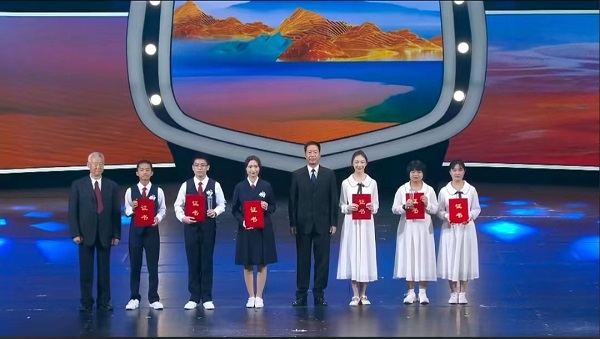 衡陽技師學(xué)院學(xué)子代表湖南出征全國青少年禁毒知識競賽總決賽，斬獲二等獎