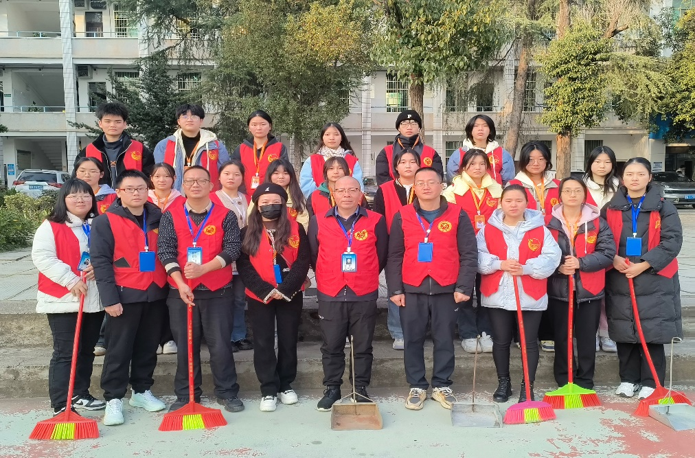 “青春志愿行，文明樹(shù)新風(fēng)”志愿服務(wù)活動(dòng)